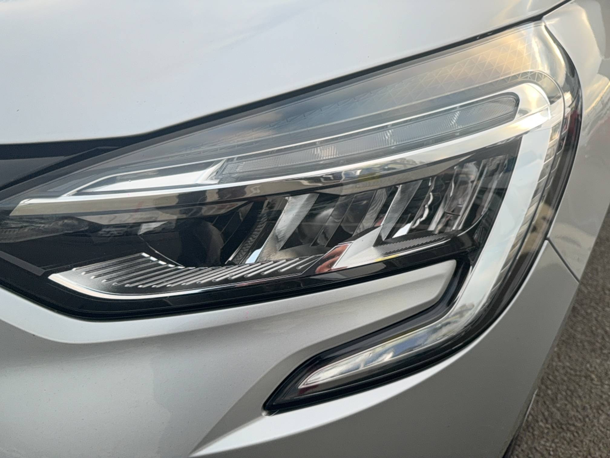 Vente en ligne Renault Clio 5 Clio Blue dCi 85 au prix de 12 490 €