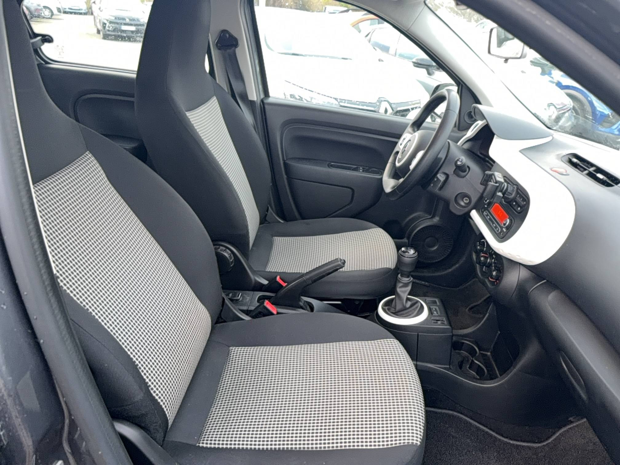 Vente en ligne Renault Twingo 3  SCe 65 - 20 au prix de 9 490 €