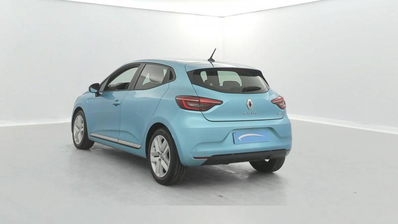 Vente en ligne Renault Clio 5 Clio E-Tech 140 - 21N au prix de 16 890 €