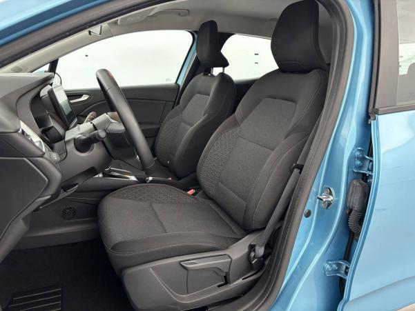 Vente en ligne Renault Clio 5 Clio E-Tech 140 - 21N au prix de 16 890 €