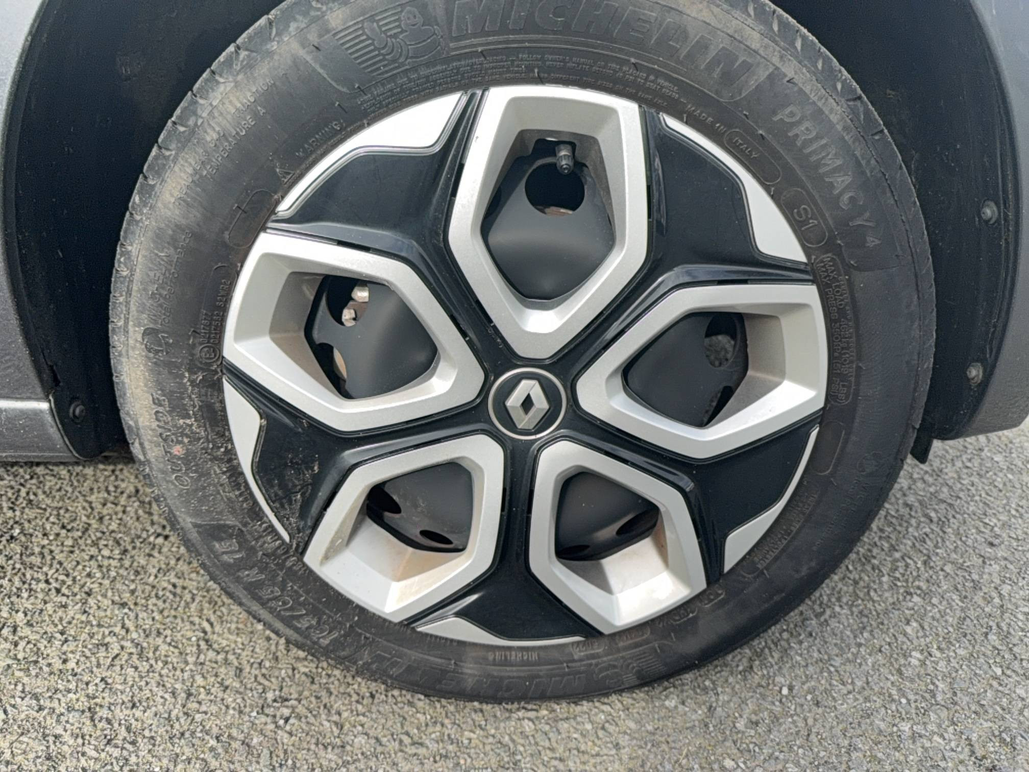 Vente en ligne Renault Twingo Electrique Twingo III E-Tech au prix de 10 990 €