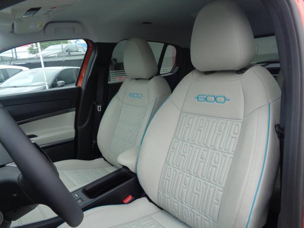 Vente en ligne Fiat 600e  54 kWh 156 ch au prix de 23 990 €