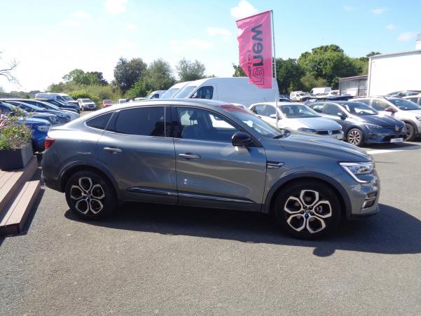 Vente en ligne Renault Arkana  E-Tech 145 - 21B au prix de 21 490 €