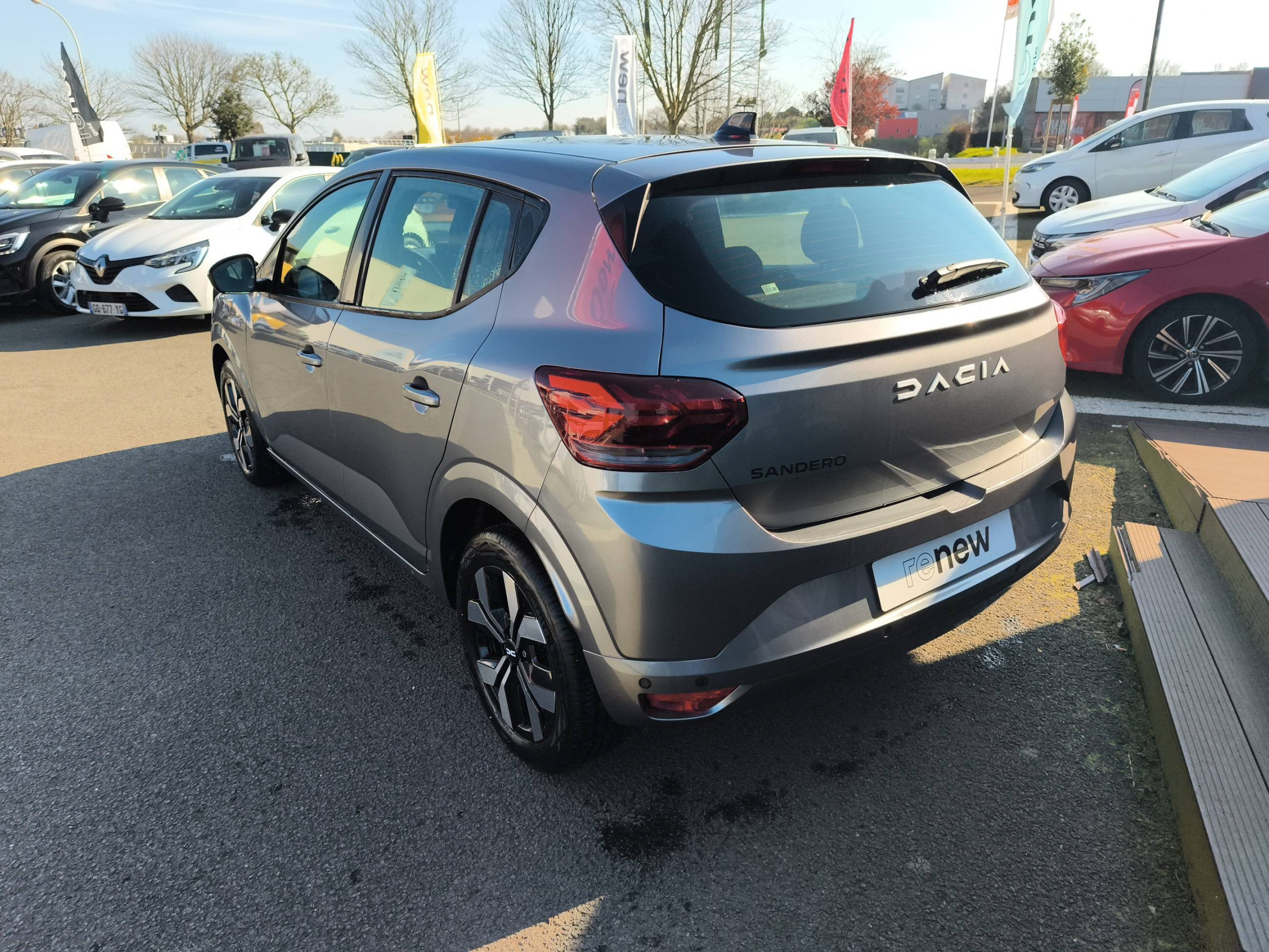 Vente en ligne Dacia Sandero  ECO-G 100 GSR2 au prix de 15 990 €