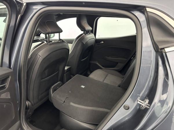 Vente en ligne Renault Captur  E-Tech Plug-in 160 au prix de 18 000 €