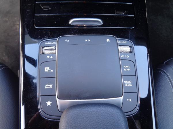 Vente en ligne Mercedes Classe A  180 7G-DCT au prix de 25 890 €