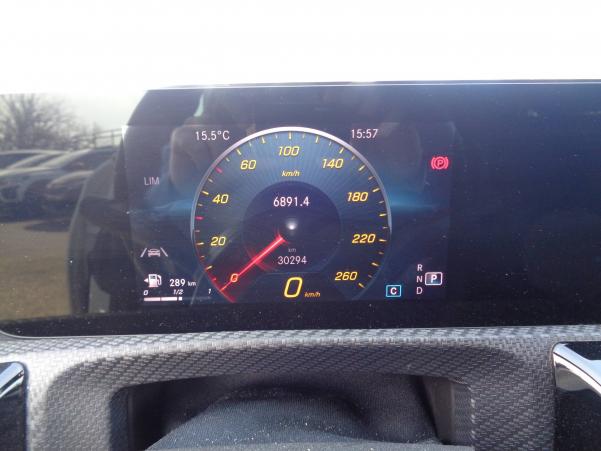 Vente en ligne Mercedes Classe A  180 7G-DCT au prix de 25 890 €