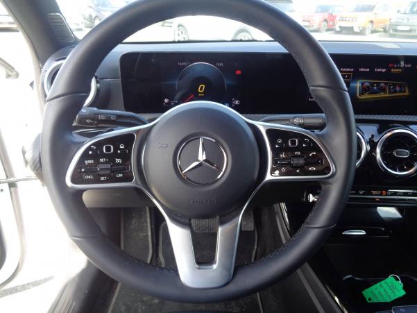 Vente en ligne Mercedes Classe A  180 7G-DCT au prix de 25 890 €