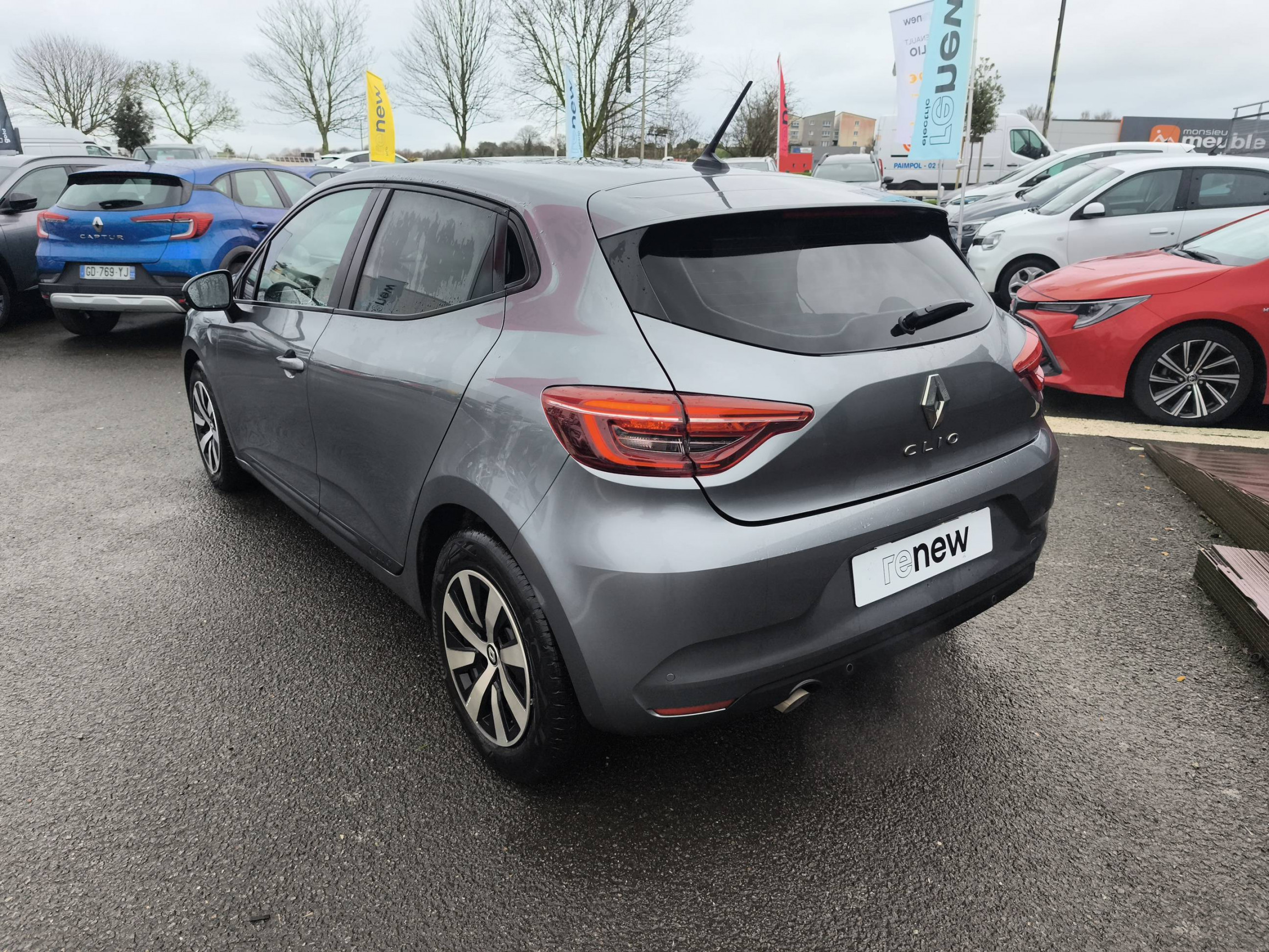 Vente en ligne Renault Clio 5 Clio TCe 90 au prix de 14 490 €