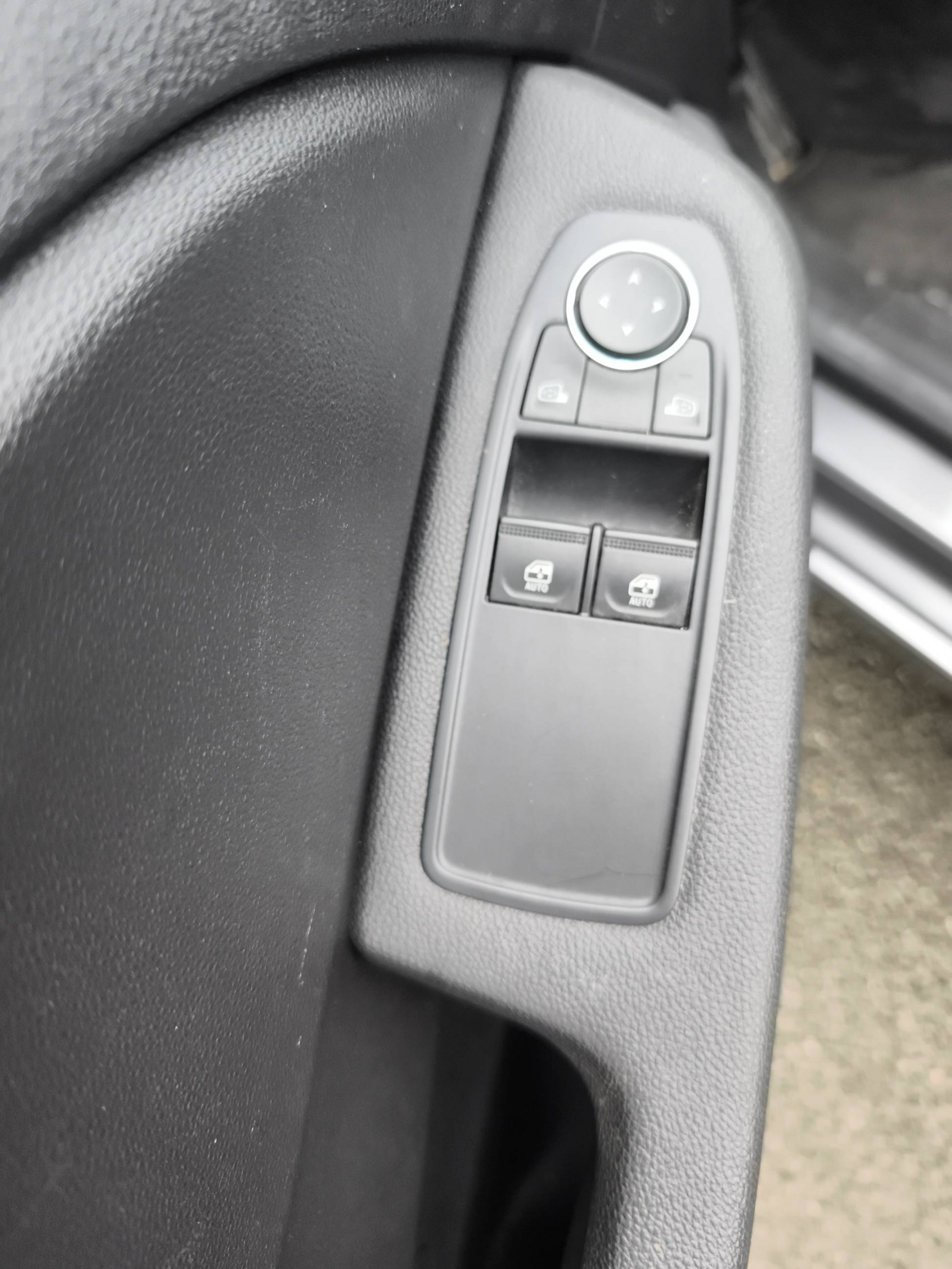 Vente en ligne Renault Clio 5 Clio TCe 90 au prix de 14 490 €