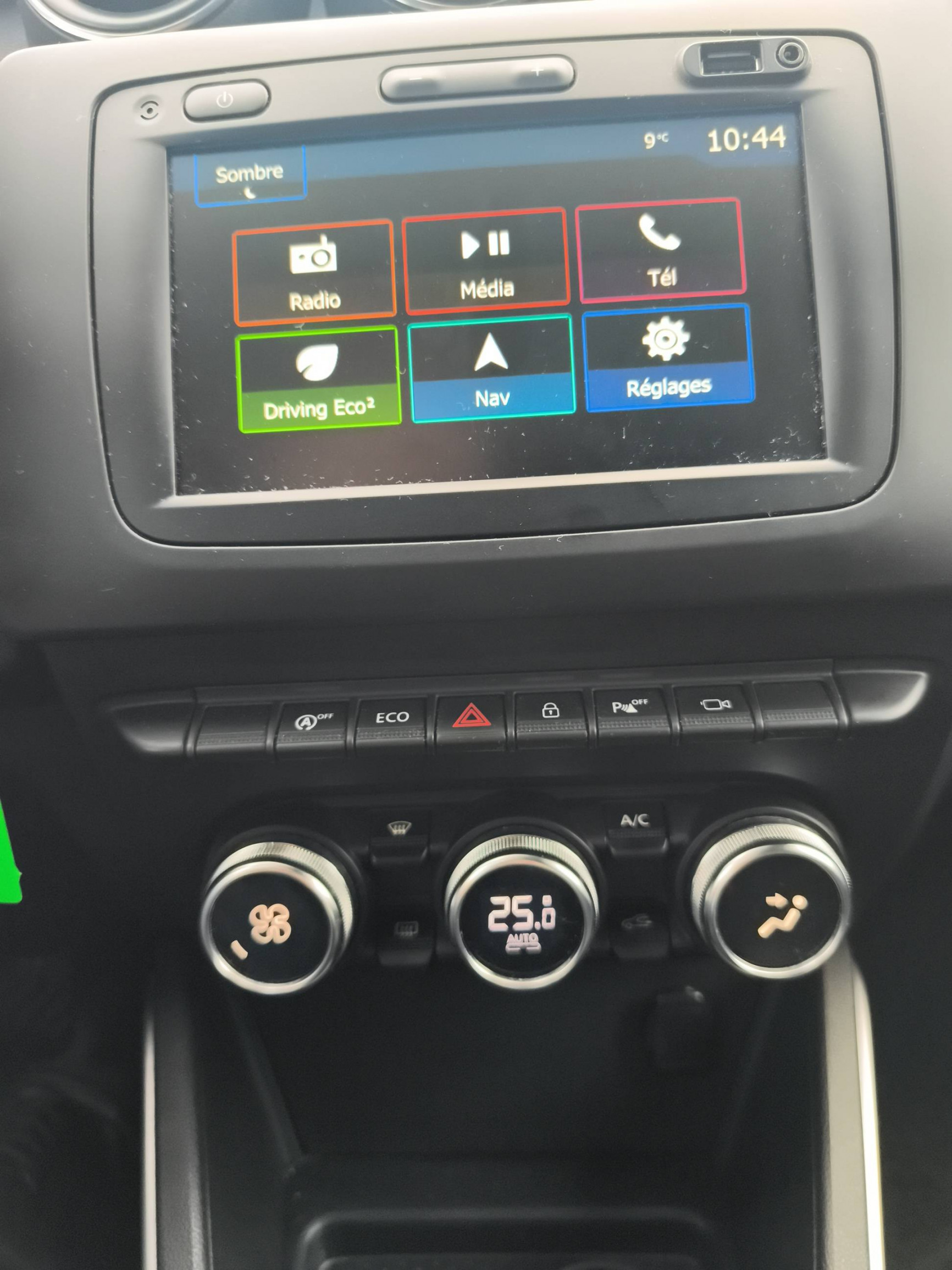 Vente en ligne Dacia Duster  Blue dCi 115 4x2 au prix de 13 490 €