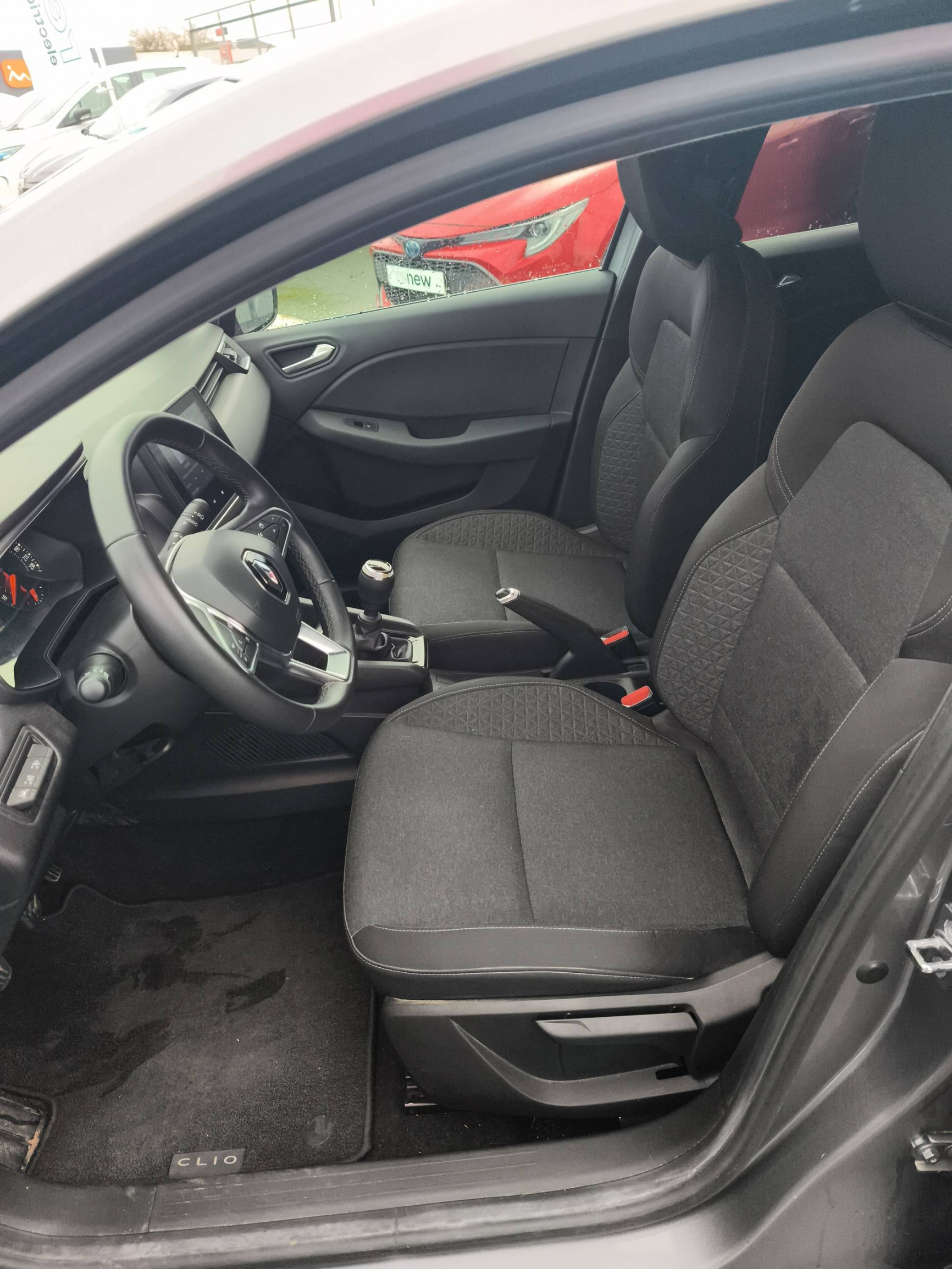 Vente en ligne Renault Clio 5 Clio TCe 90 au prix de 14 490 €