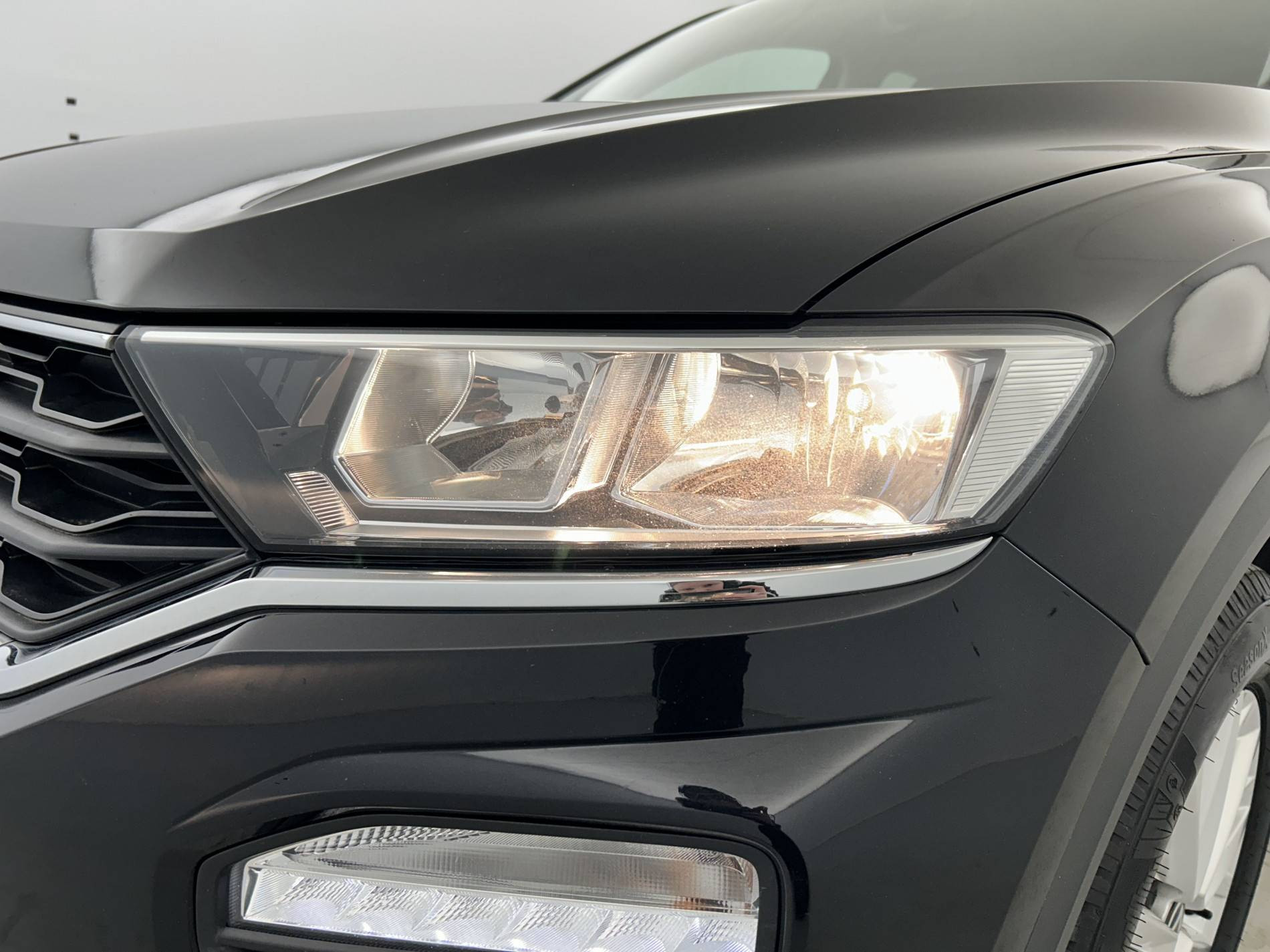 Vente en ligne Volkswagen T-Roc  1.0 TSI 110 Start/Stop BVM6 au prix de 18 190 €