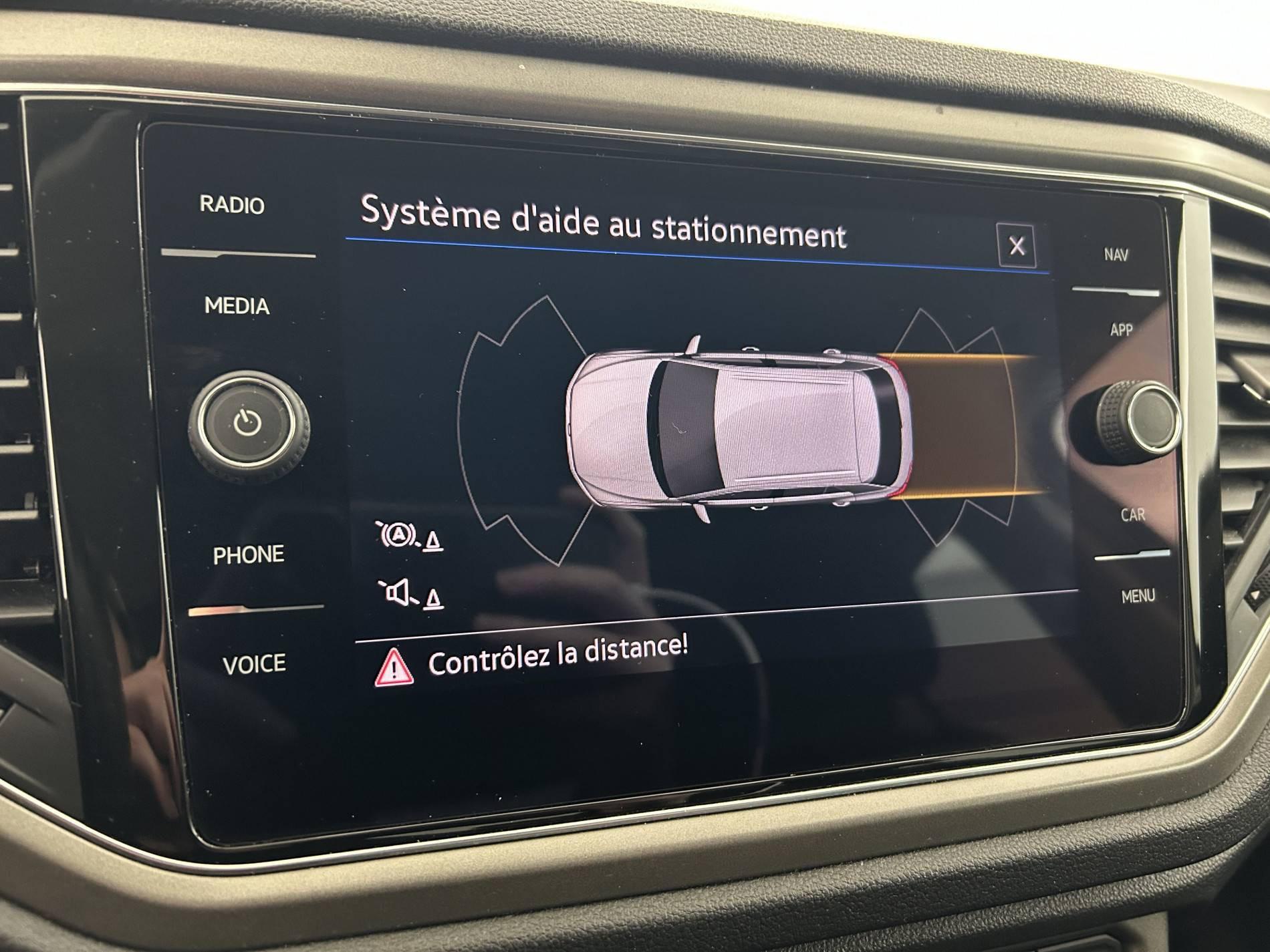 Vente en ligne Volkswagen T-Roc  1.0 TSI 110 Start/Stop BVM6 au prix de 18 190 €