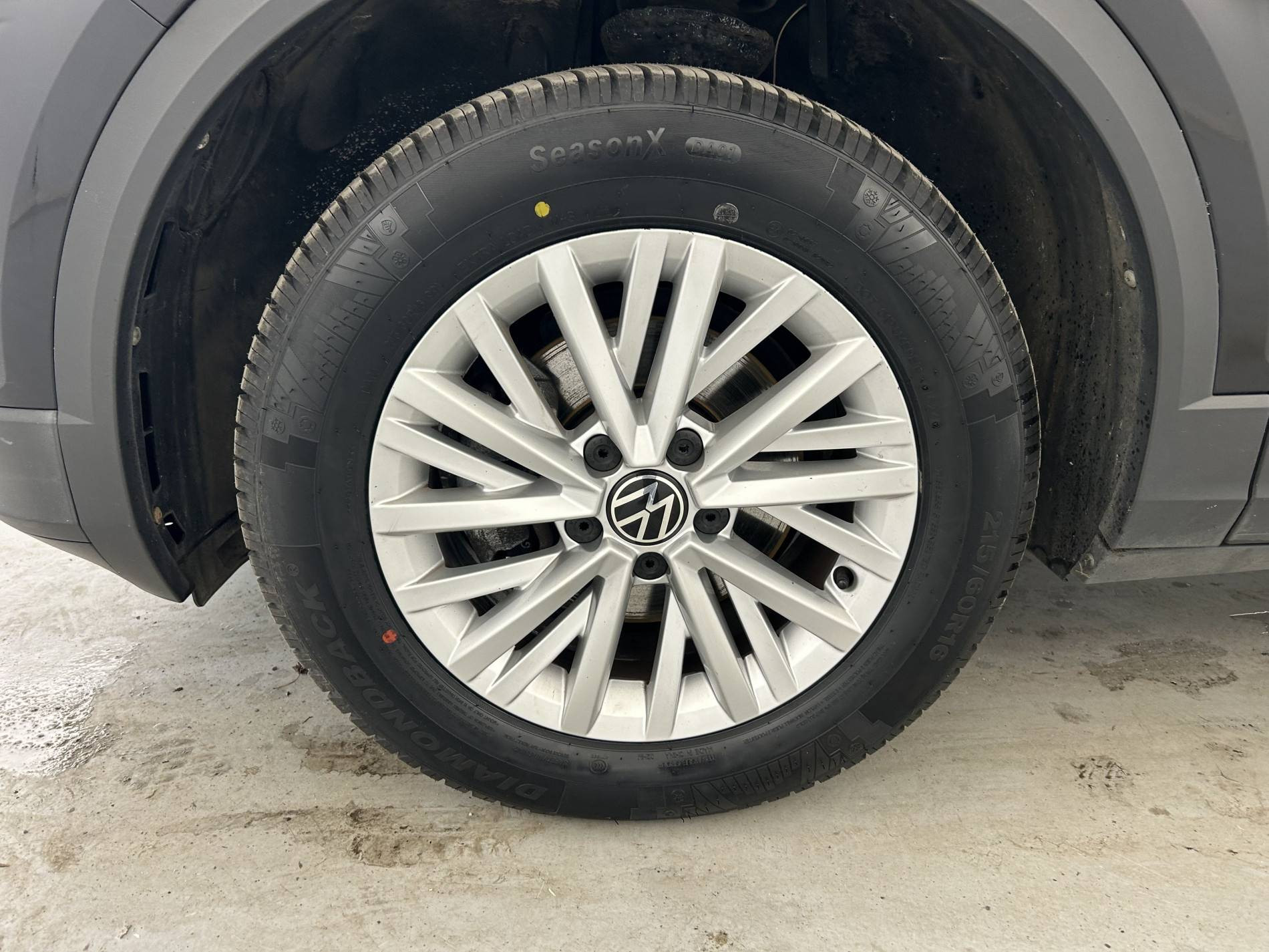 Vente en ligne Volkswagen T-Roc  1.0 TSI 110 Start/Stop BVM6 au prix de 18 190 €