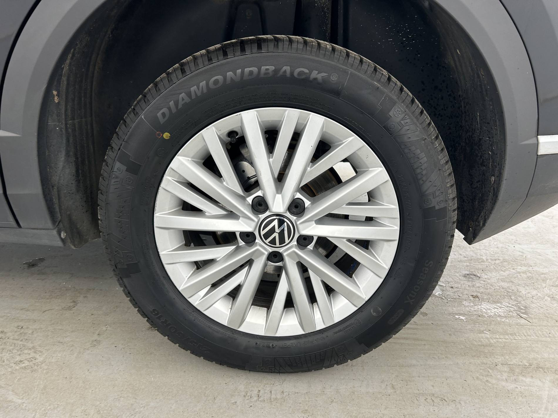 Vente en ligne Volkswagen T-Roc  1.0 TSI 110 Start/Stop BVM6 au prix de 18 190 €