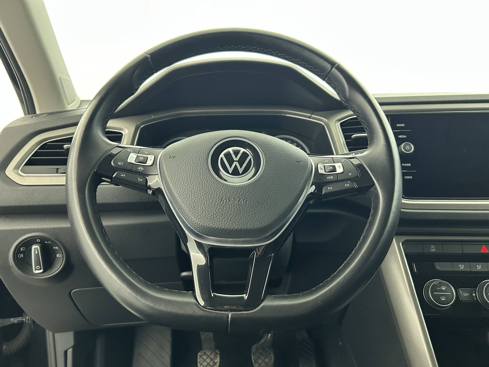 Vente en ligne Volkswagen T-Roc  1.0 TSI 110 Start/Stop BVM6 au prix de 18 190 €