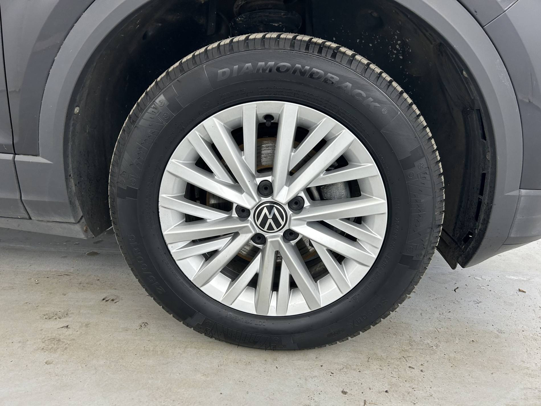 Vente en ligne Volkswagen T-Roc  1.0 TSI 110 Start/Stop BVM6 au prix de 18 190 €