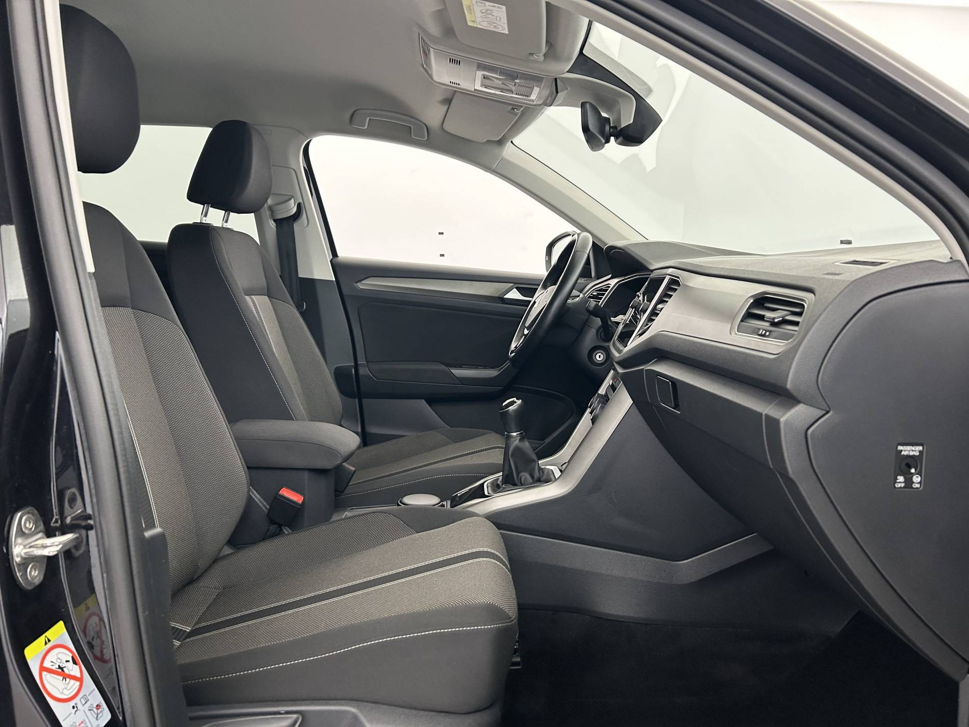 Vente en ligne Volkswagen T-Roc  1.0 TSI 110 Start/Stop BVM6 au prix de 18 190 €