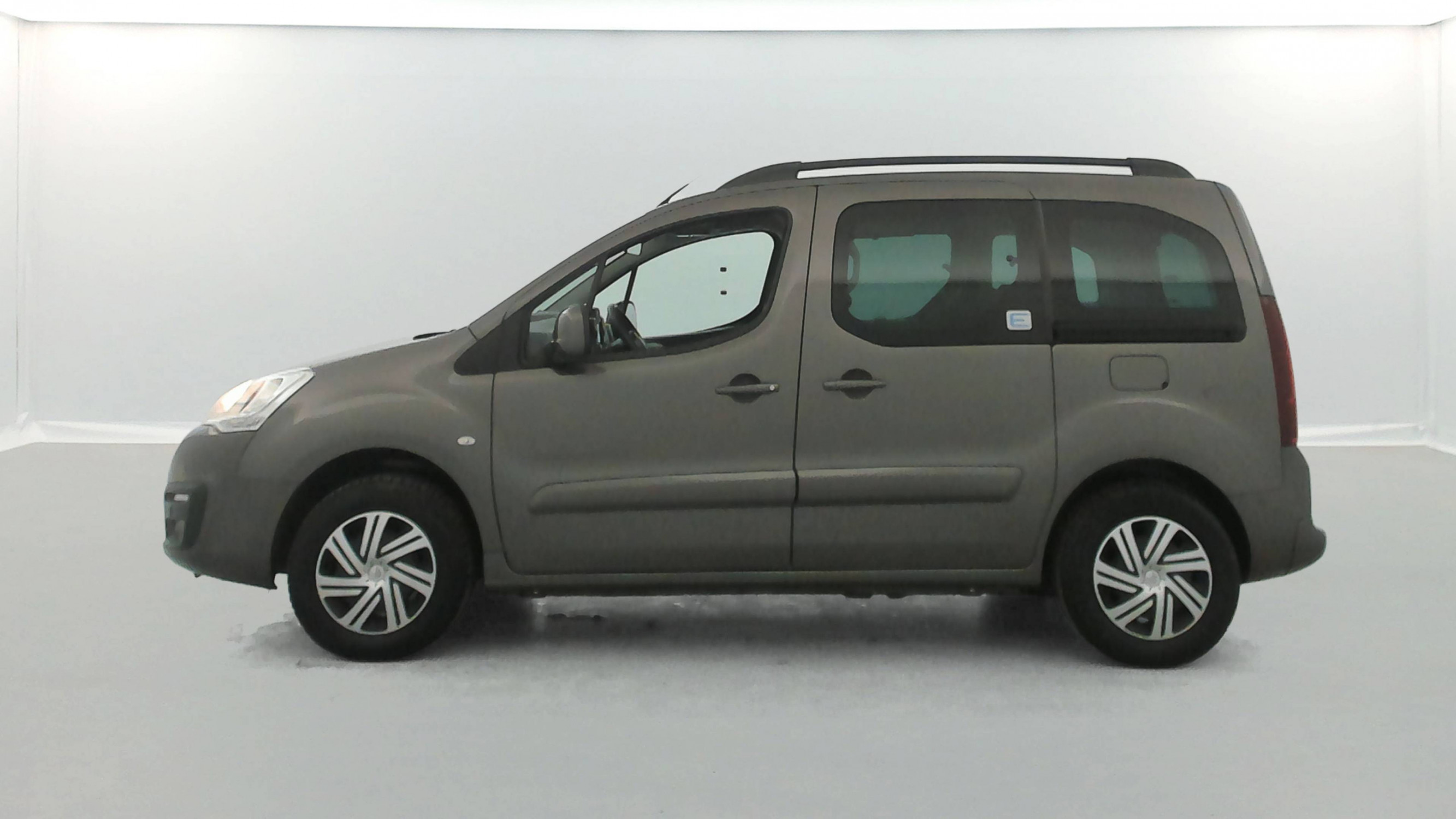 Vente en ligne Citroën Berlingo  Taille M au prix de 10 490 €