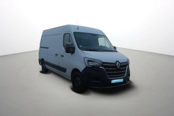 Vente en ligne Renault Master 3 Fourgon MASTER FGN TRAC F3300 L2H2 DCI 135 au prix de 24 990 €