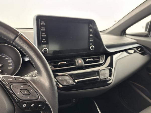 Vente en ligne Toyota C-HR C-HR Hybride 1.8L au prix de 24 500 €