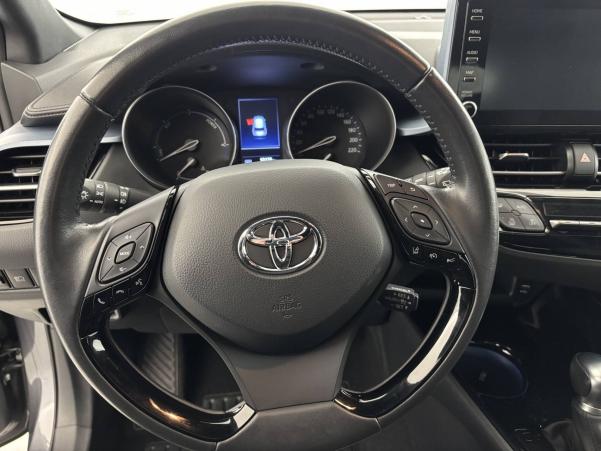 Vente en ligne Toyota C-HR C-HR Hybride 1.8L au prix de 24 500 €