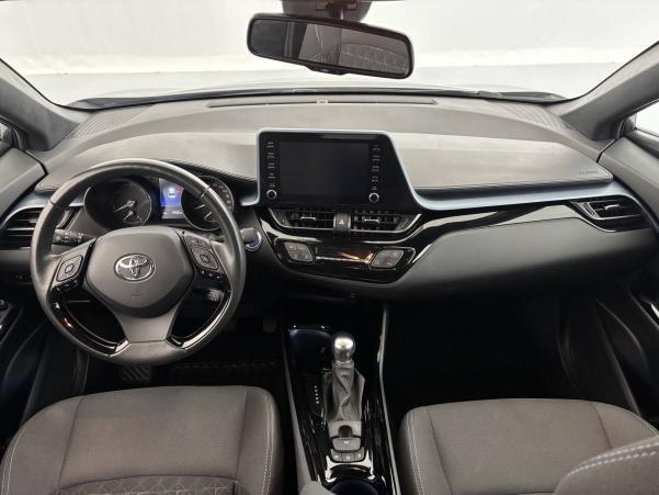 Vente en ligne Toyota C-HR C-HR Hybride 1.8L au prix de 24 500 €