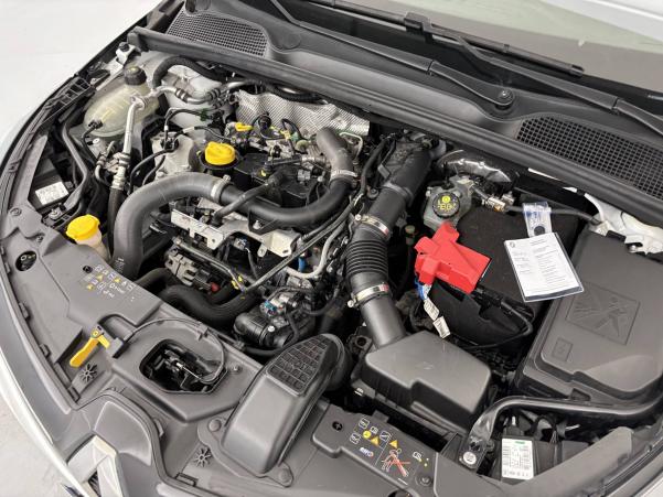 Vente en ligne Renault Clio 5 Clio TCe 100 au prix de 12 900 €