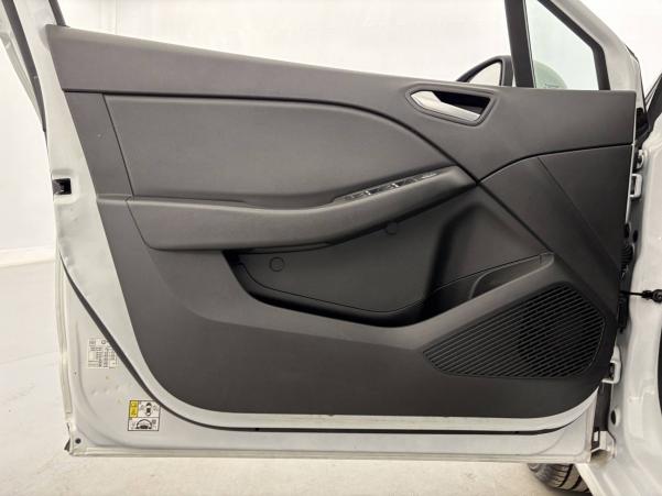 Vente en ligne Renault Clio 5 Clio TCe 100 au prix de 12 900 €