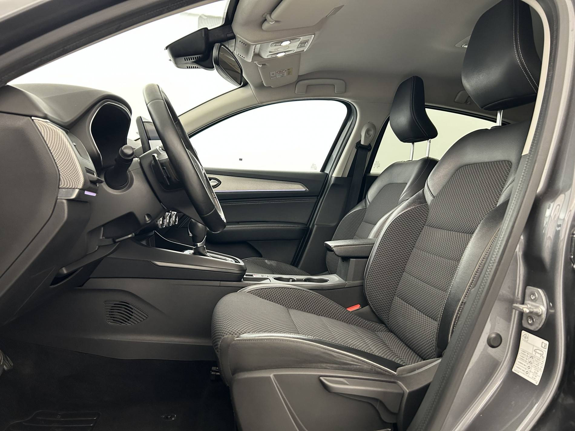 Vente en ligne Renault Arkana  TCe 140 EDC FAP au prix de 17 990 €