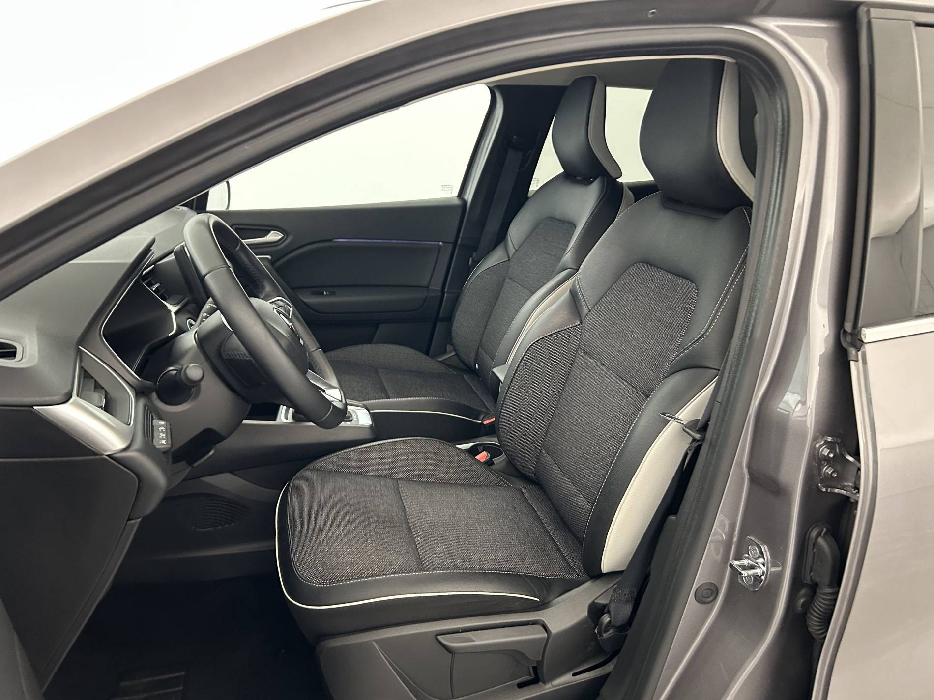 Vente en ligne Renault Captur  E-Tech Plug-in 160 - 21 au prix de 19 490 €