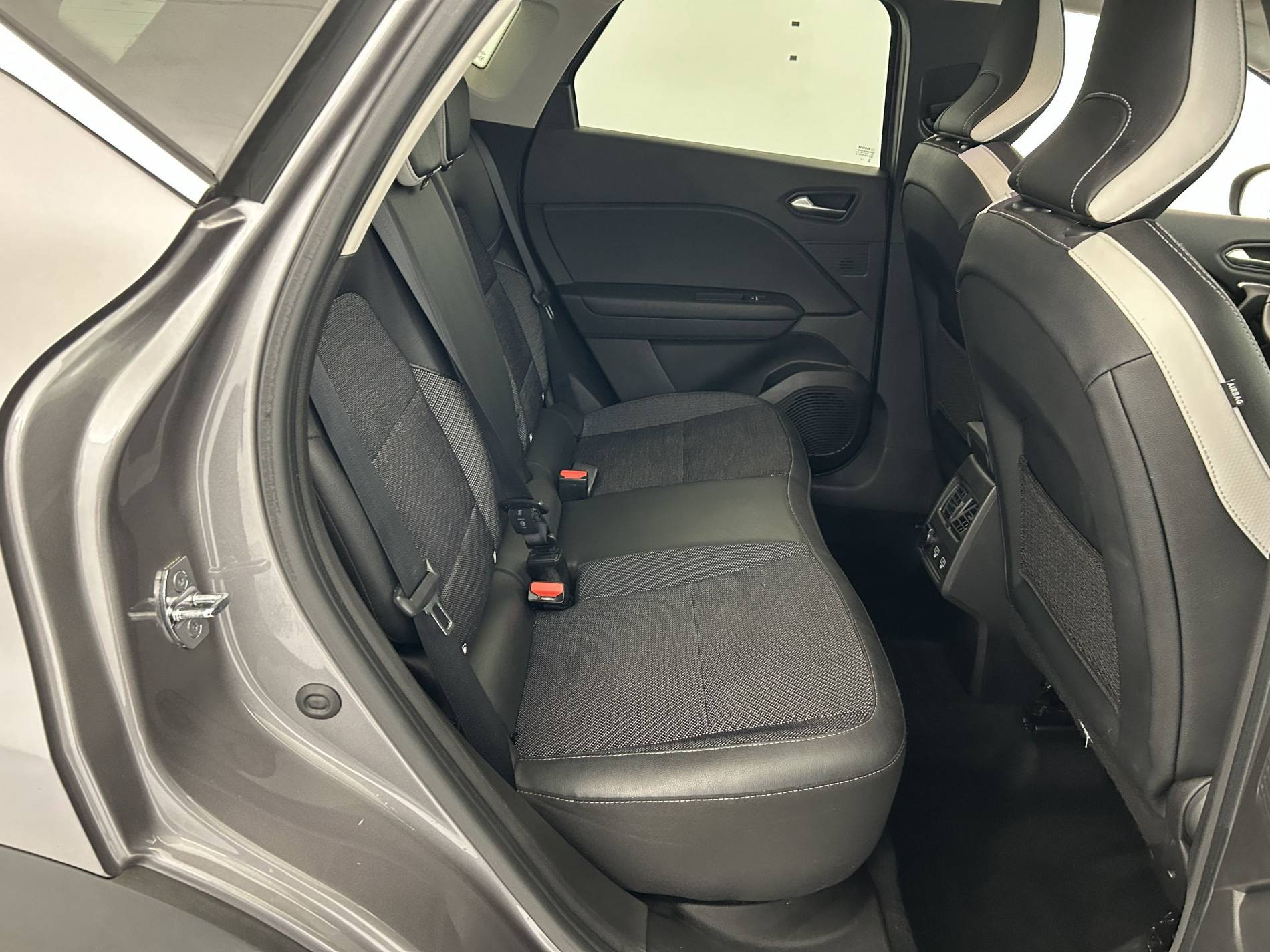 Vente en ligne Renault Captur  E-Tech Plug-in 160 - 21 au prix de 19 490 €