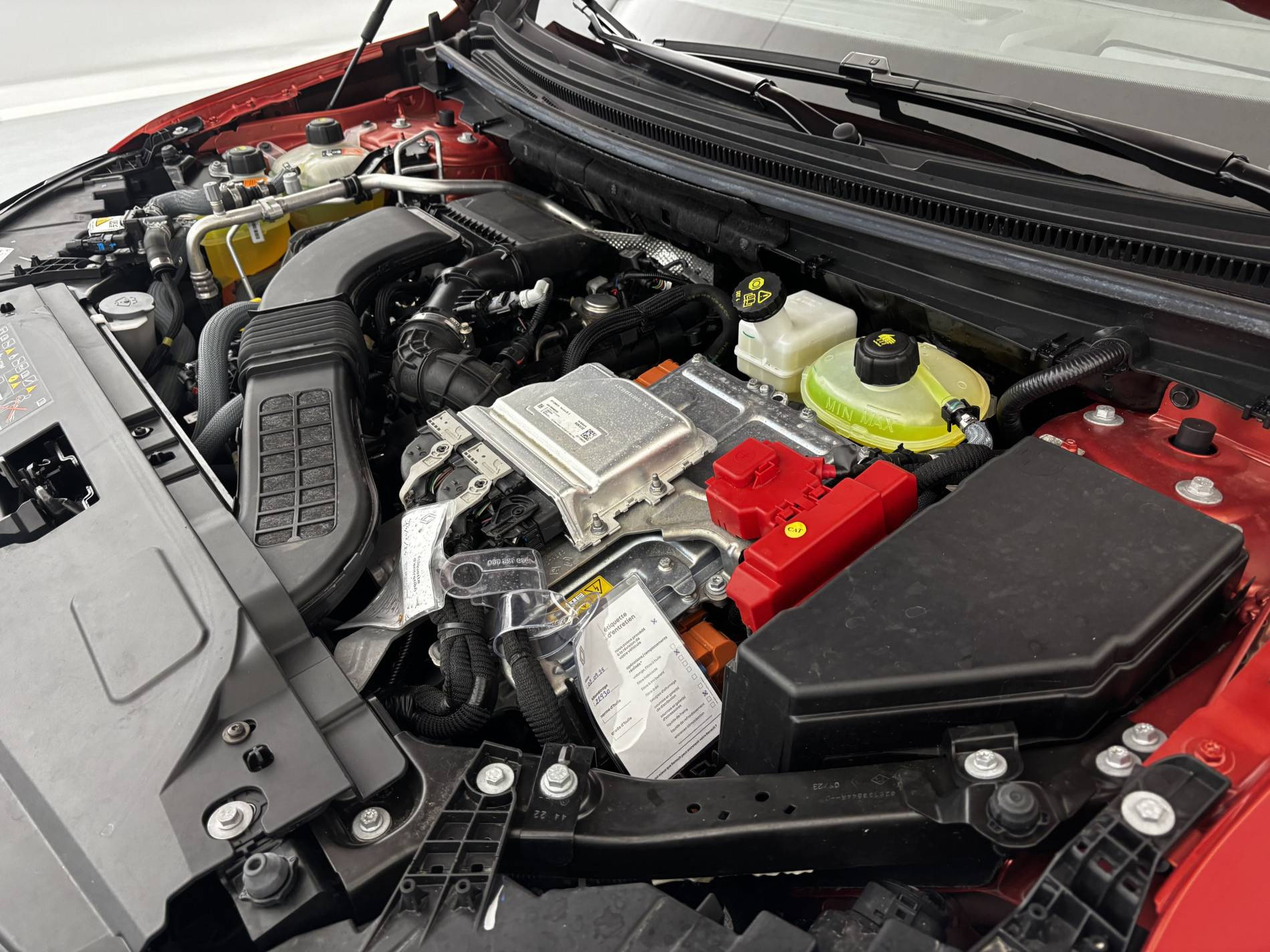 Vente en ligne Renault Austral  E-Tech hybrid 200 au prix de 34 990 €