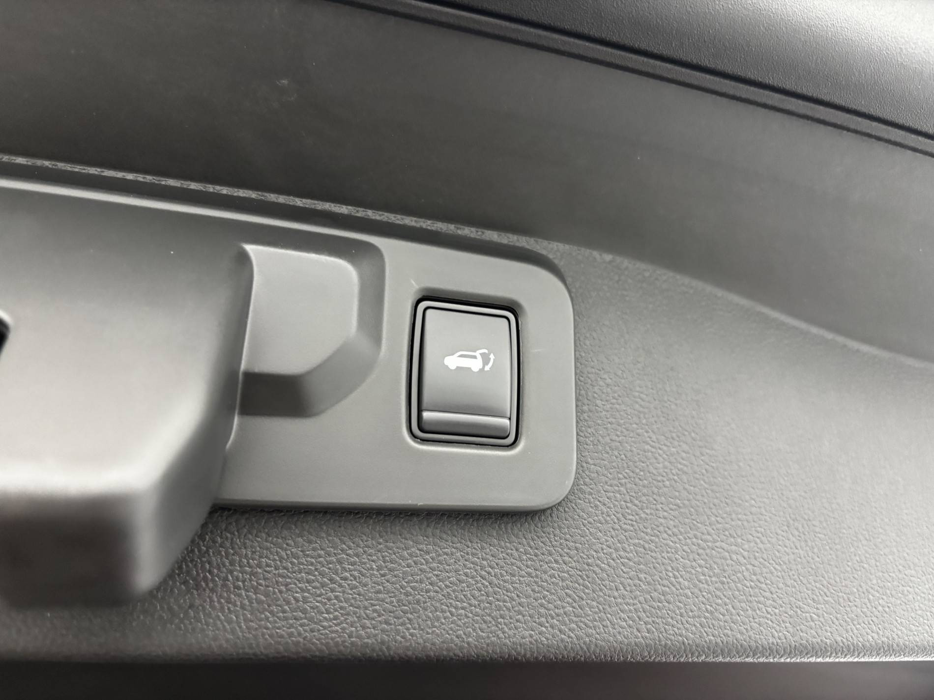 Vente en ligne Renault Austral  E-Tech hybrid 200 au prix de 34 990 €