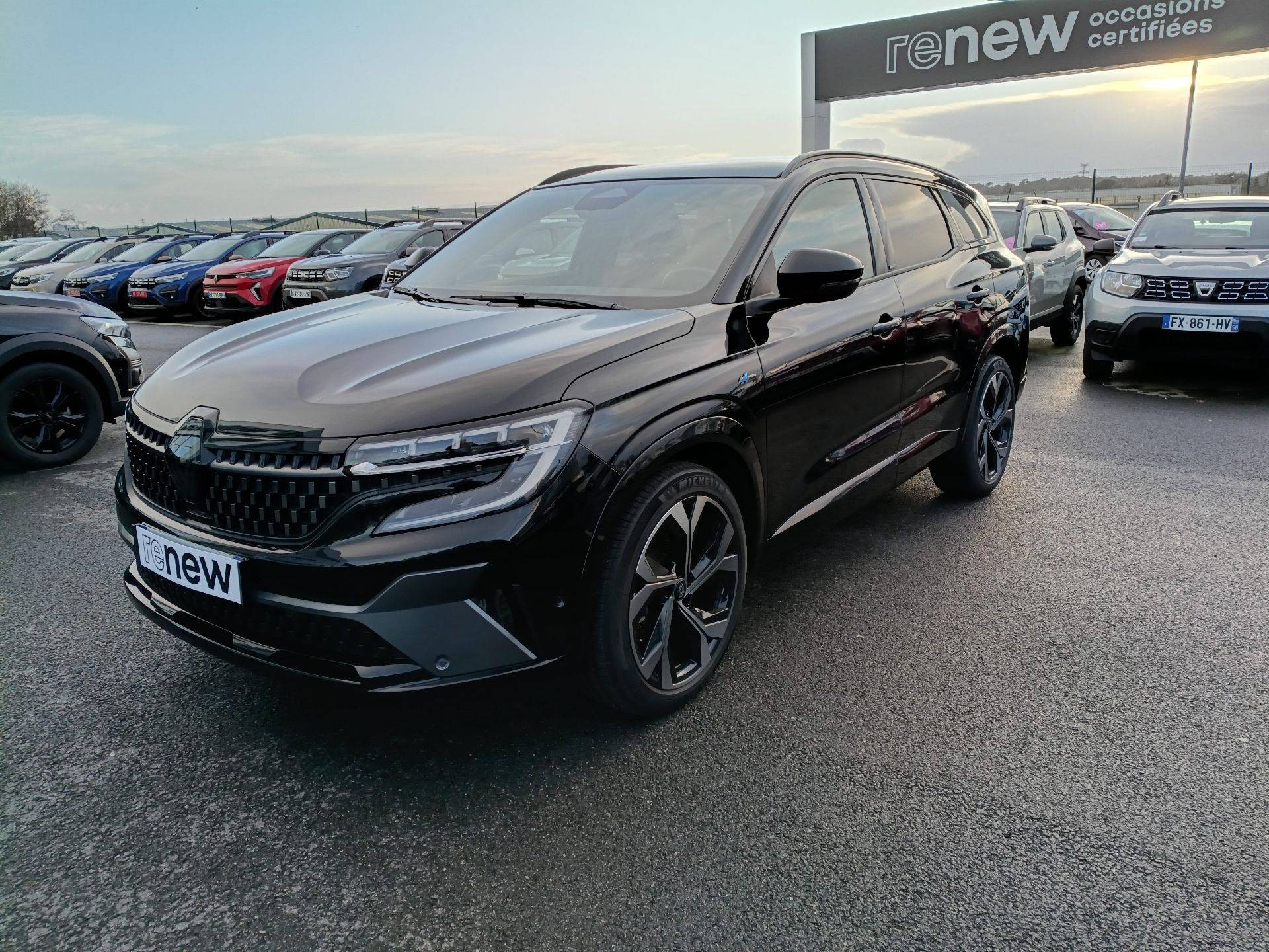 Renault Espace Espace E-Tech hybrid 200 occasion de 2024 en vente à Lorient