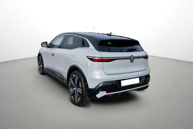 Vente en ligne Renault Megane E-Tech  EV60 220 ch super charge au prix de 26 900 €