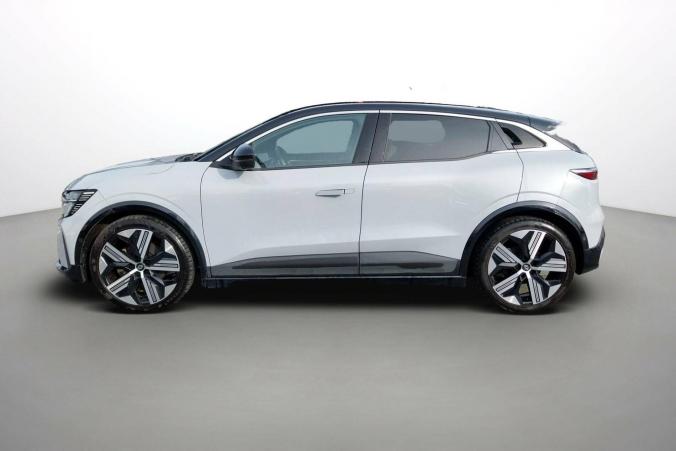 Vente en ligne Renault Megane E-Tech  EV60 220 ch super charge au prix de 26 900 €