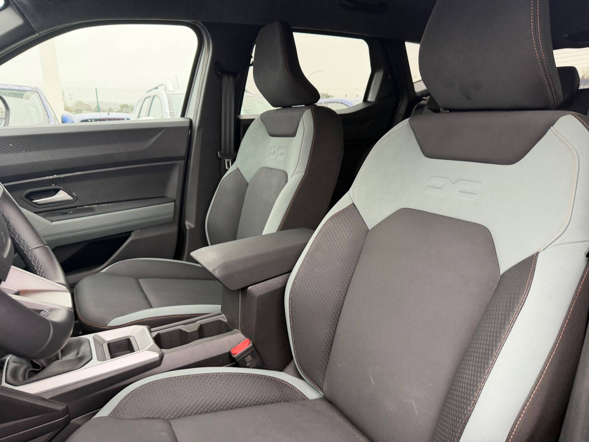 Vente en ligne Dacia Duster  Mild Hybrid 130 au prix de 25 390 €