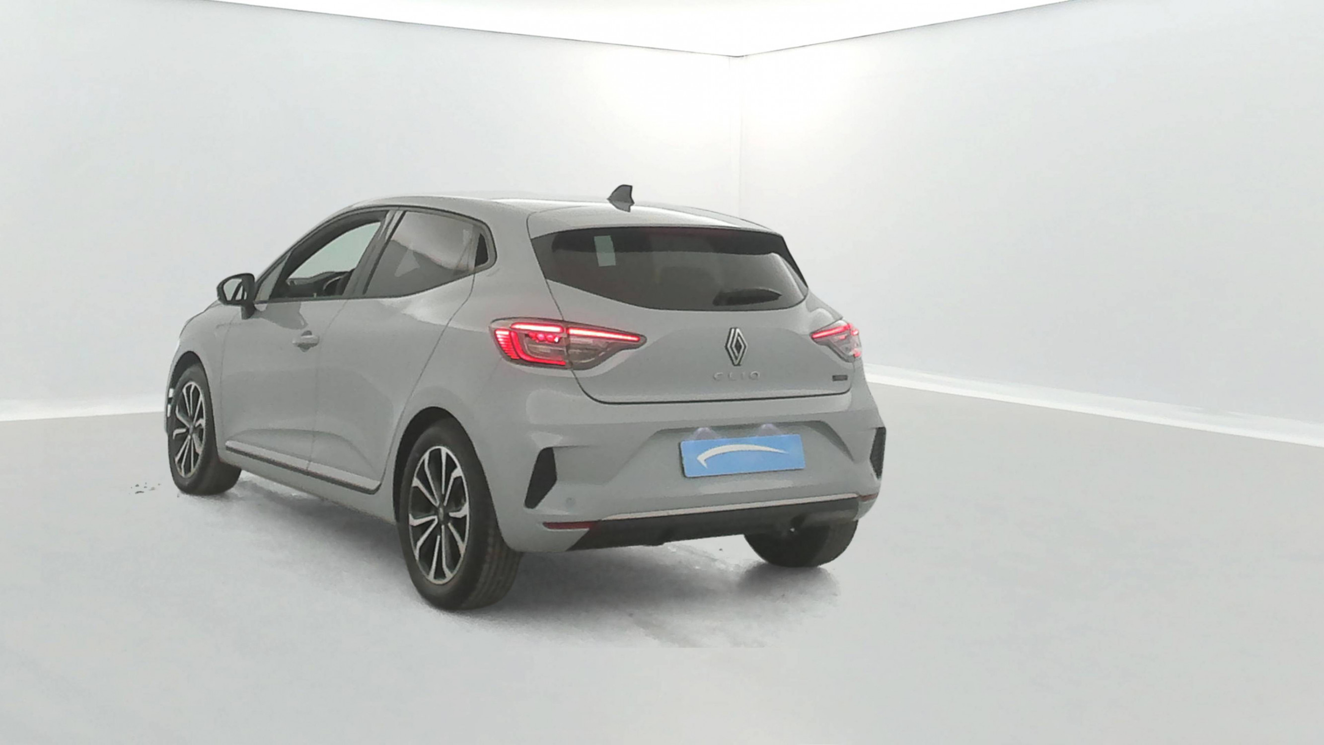 Vente en ligne Renault Clio 5 Clio E-Tech full hybrid 145 au prix de 21 990 €
