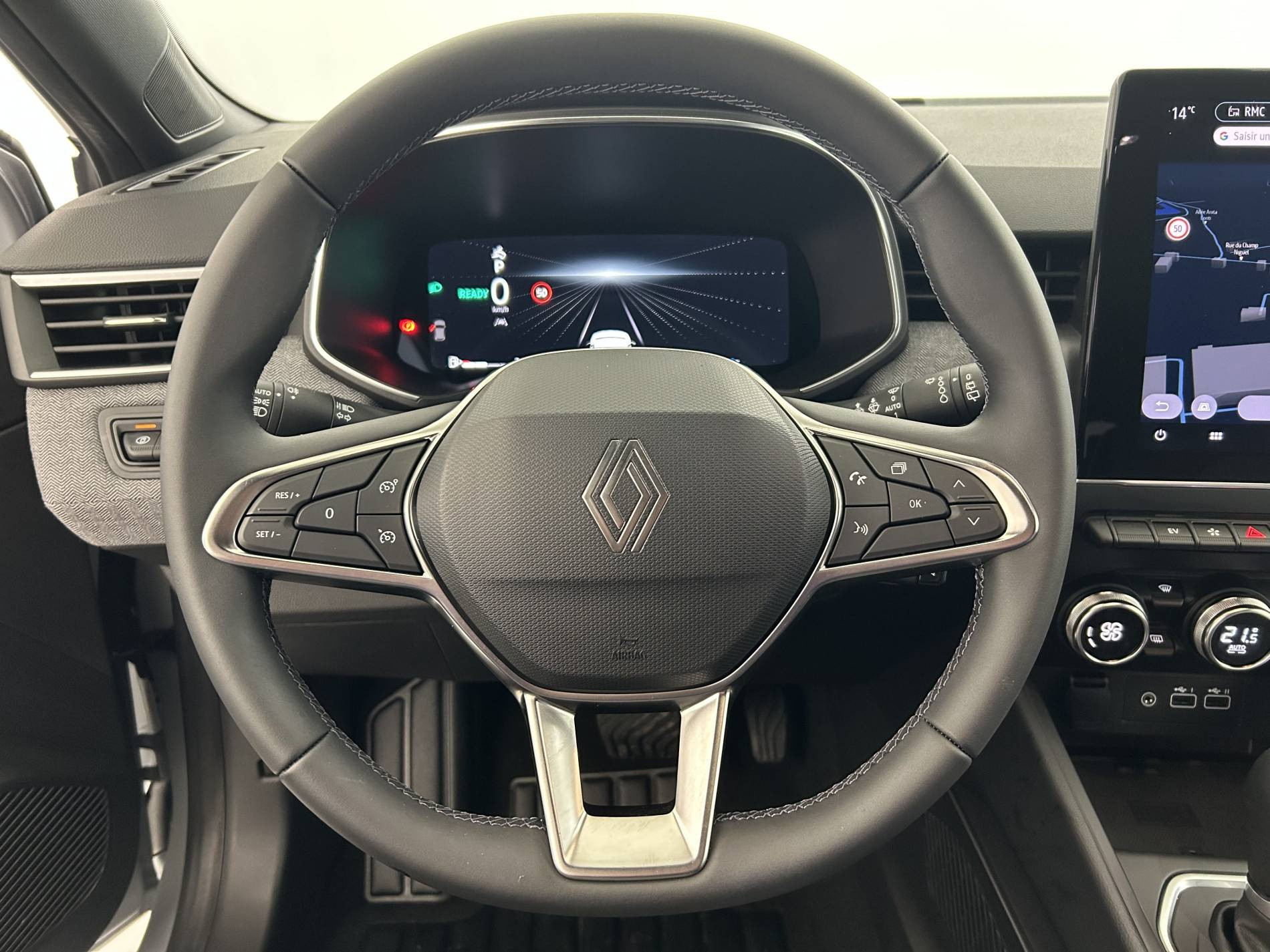 Vente en ligne Renault Clio 5 Clio E-Tech full hybrid 145 au prix de 21 990 €