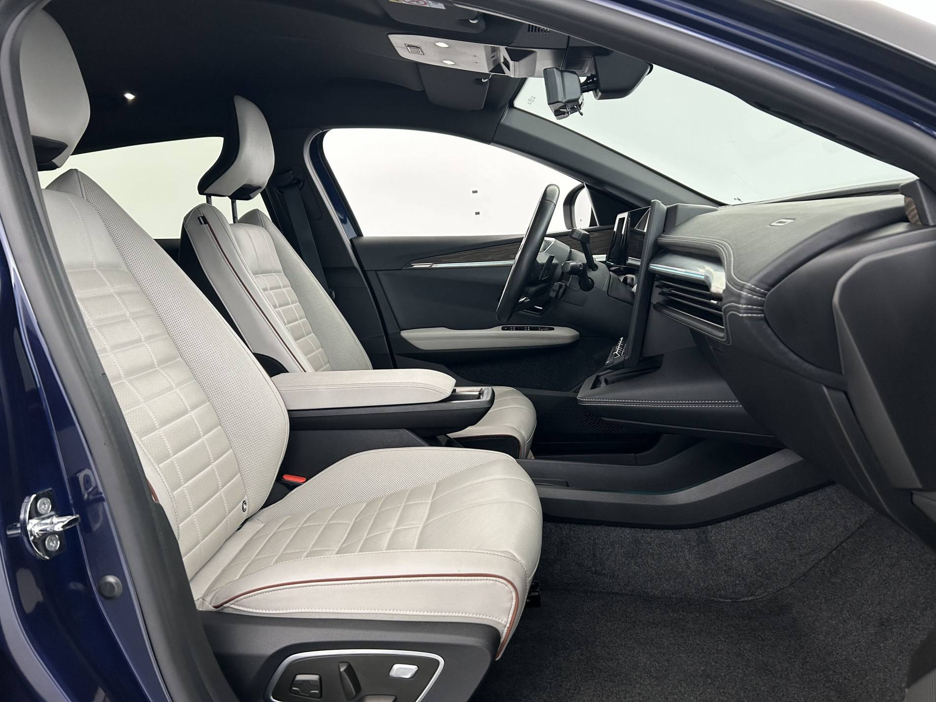 Vente en ligne Renault Megane E-Tech  EV60 220 ch super charge au prix de 24 880 €