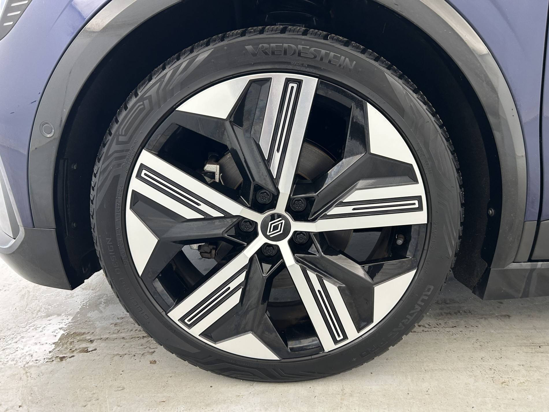 Vente en ligne Renault Megane E-Tech  EV60 220 ch super charge au prix de 24 880 €