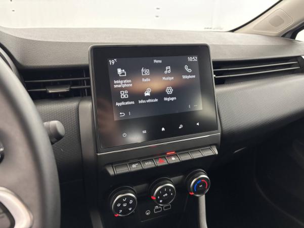 Vente en ligne Renault Clio 5 Clio TCe 90 au prix de 15 500 €