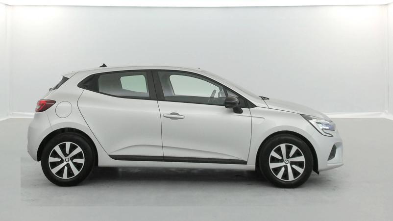 Vente en ligne Renault Clio 5 Clio TCe 90 au prix de 15 500 €