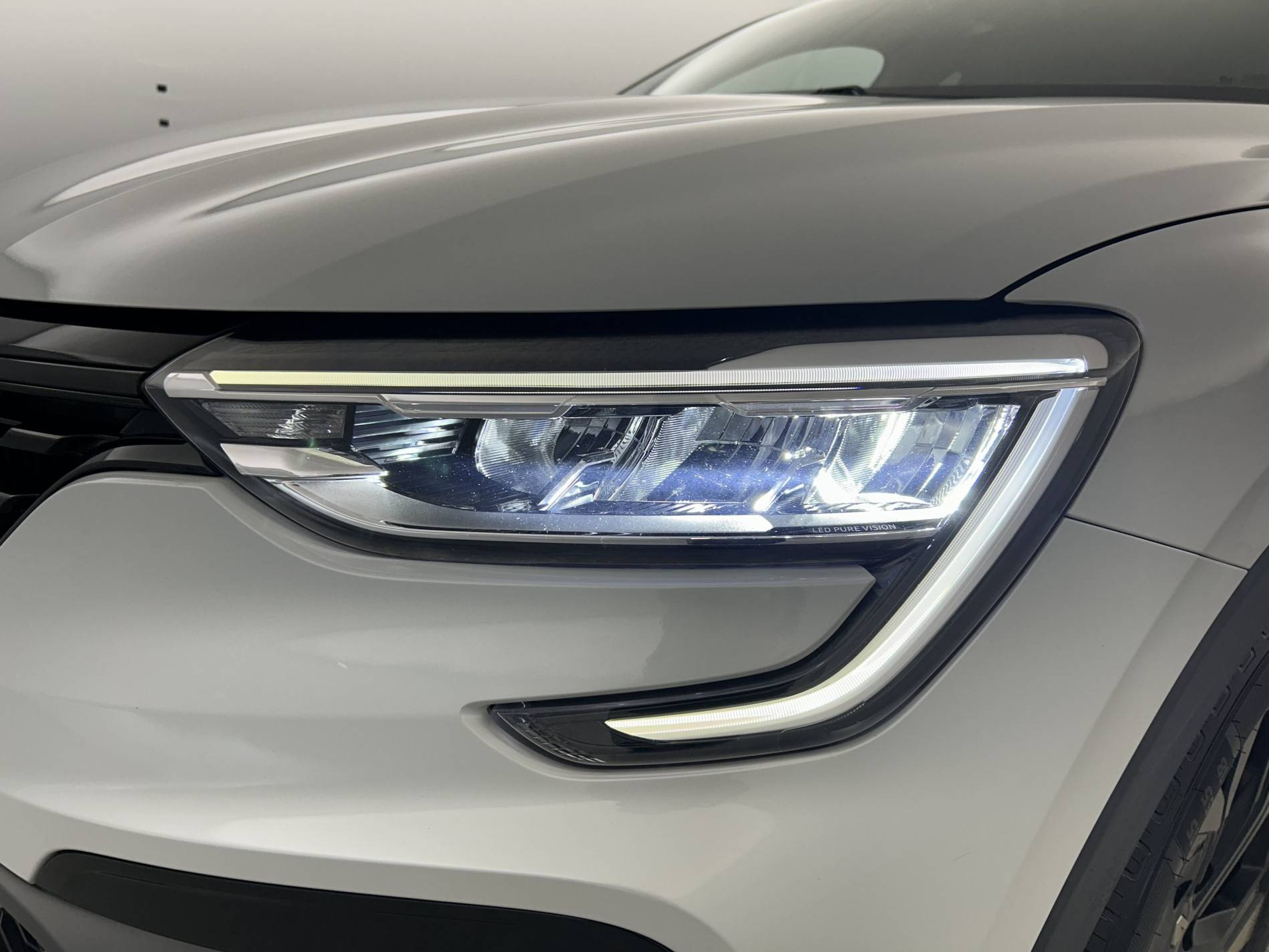 Vente en ligne Renault Arkana  E-Tech hybride 145 - 22 au prix de 22 990 €