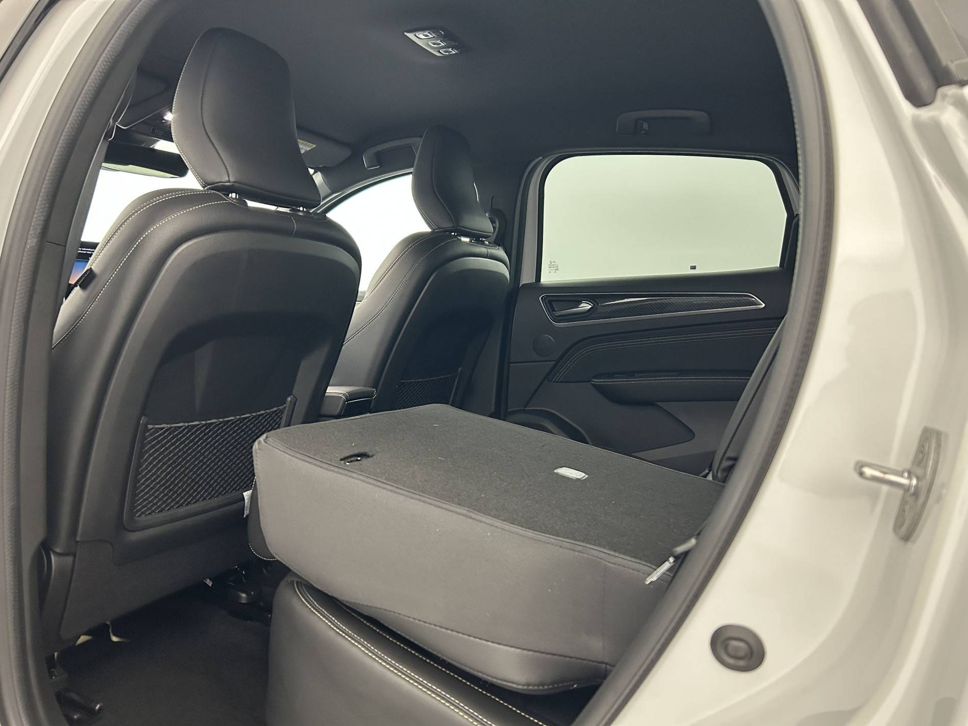 Vente en ligne Renault Arkana  E-Tech hybride 145 - 22 au prix de 22 990 €