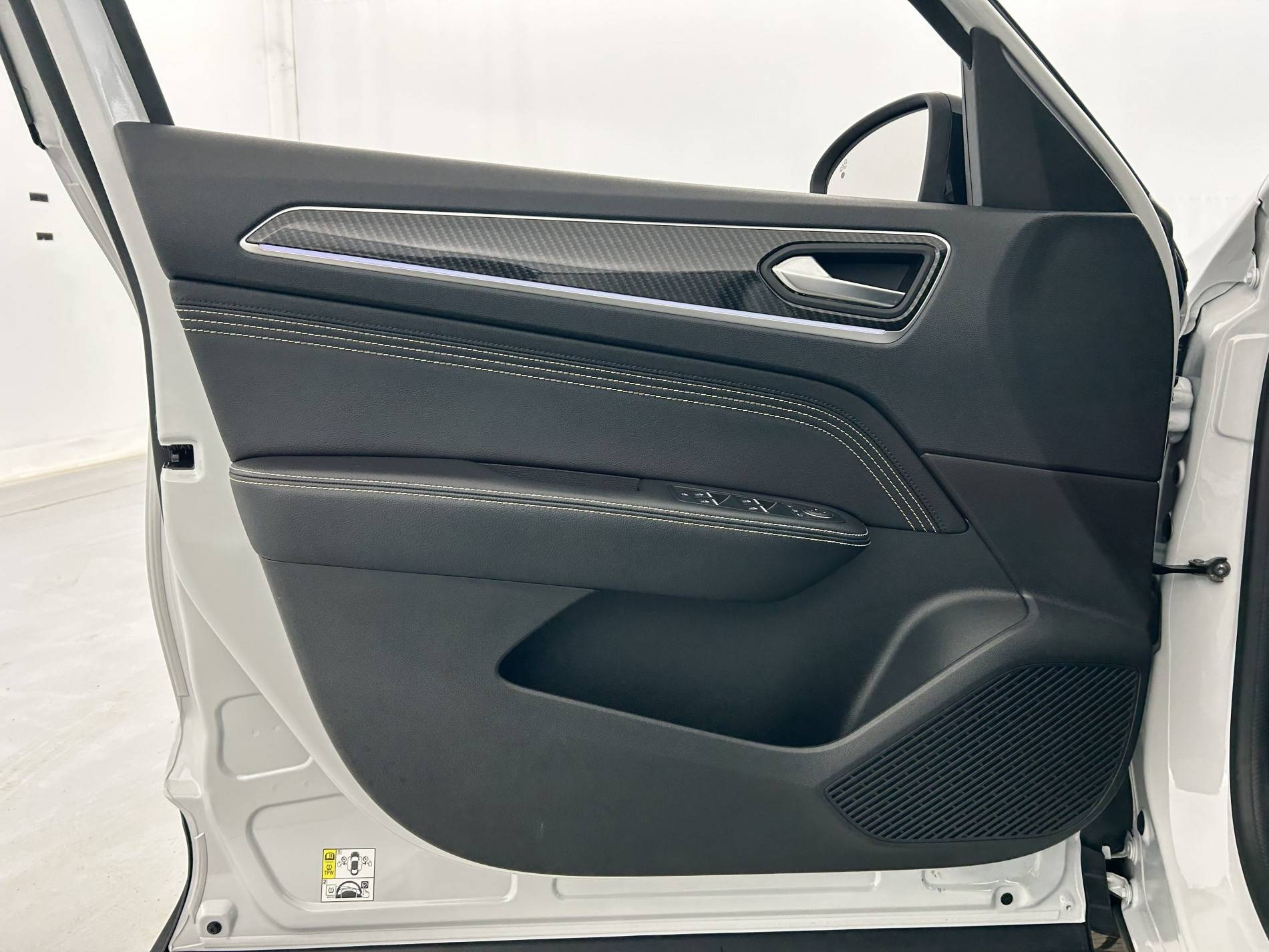 Vente en ligne Renault Arkana  E-Tech hybride 145 - 22 au prix de 22 990 €