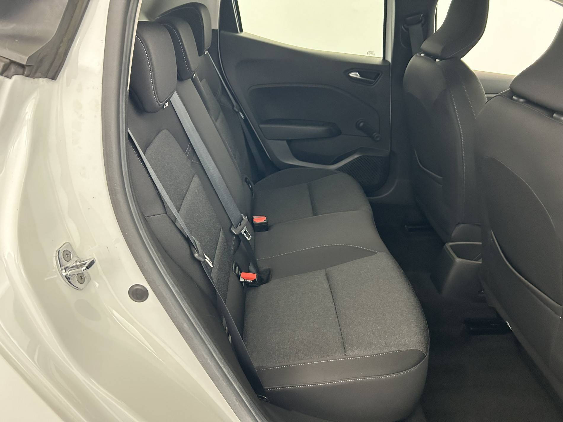 Vente en ligne Renault Clio 5 Clio TCe 90 - 21N au prix de 14 490 €