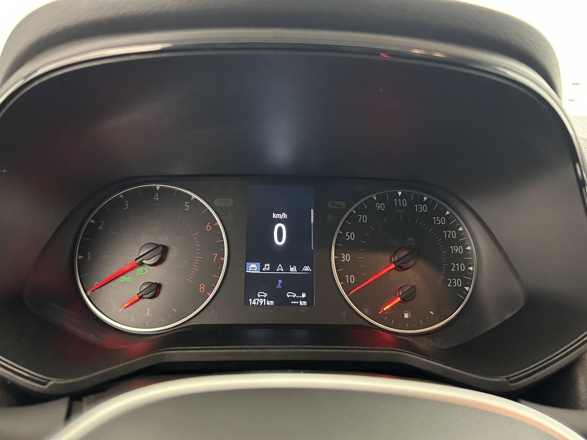 Vente en ligne Renault Clio 5 Clio TCe 90 - 21N au prix de 14 490 €